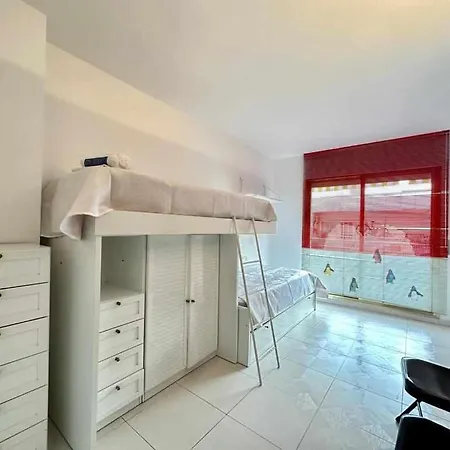 Veran, Parking Wifi, 100m De La Playa Apartamento
